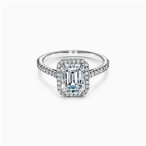Tiffany Soleste .